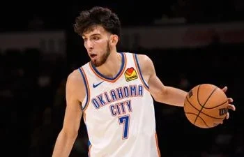 BOMBSHELL: Chet Holmgren drops terrifyingly true take on Nikola Jokic ahead of season opener