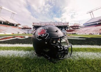 South Carolina signs another D-tackle from transfer portal