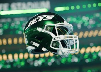 Ex-Jets Star’s $44 Million Deal Receives High Marks