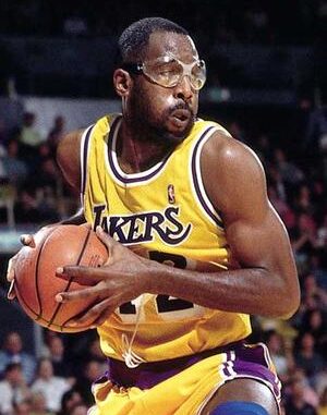566140-james_worthy_large